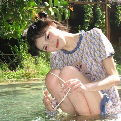 �������ֵİ�������Ů��(��ѡ100��)