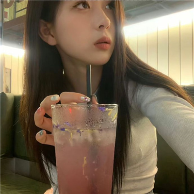 �����Ӣ������Ů������(��ѡ100��)