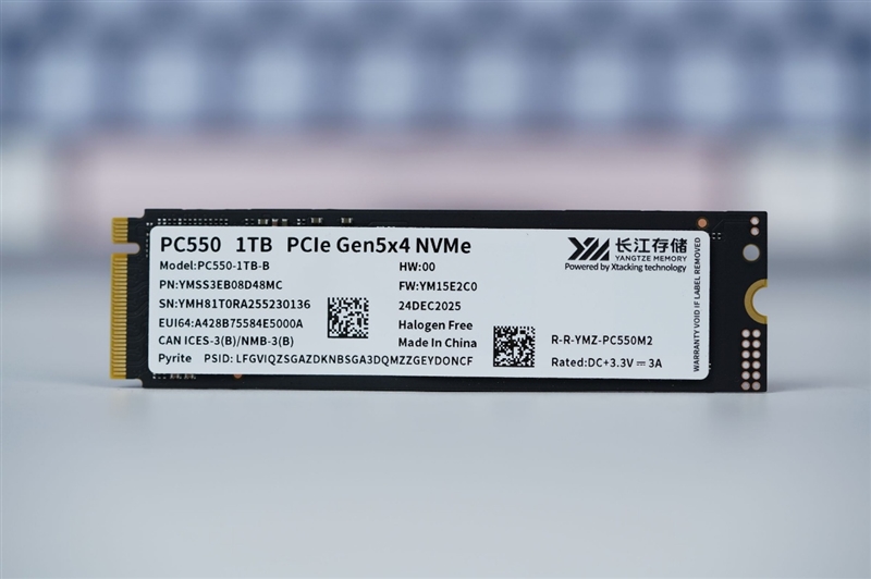 ���б�����ǿ��OEM��̬�𣡳����洢PC550 1TB���⣺����ɢ��ƬҲ�����ٵ�PCIe 5.0 SSD