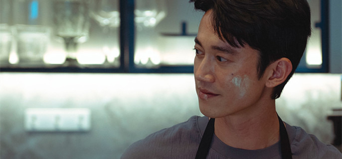 ��Σ�չ�ϵ��������˭