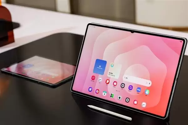 �����AI�����칫Ч��  ����Galaxy Tab S11ϵ���ǲ���ѡ��