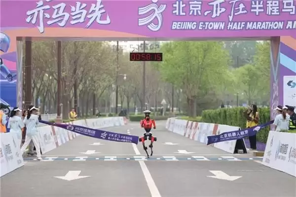 50��26�룡��ҫ�����硱��ׯ�������޶��  ��������ǧ��ս�Ժ���