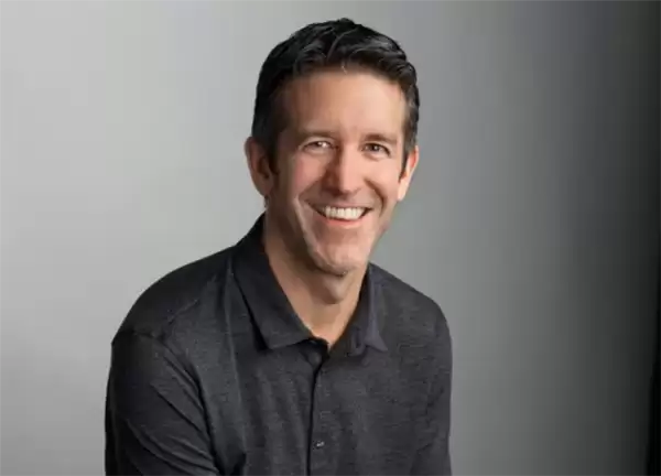 ��ֹ��CEO��ƻ��Ӳ���Ŷӻ�˧��оƬ�ϱ�˹³��������ϯӲ����