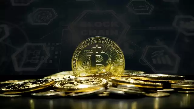�Ա��Ƿ��ṩ24Сʱ�˹��ͷ�