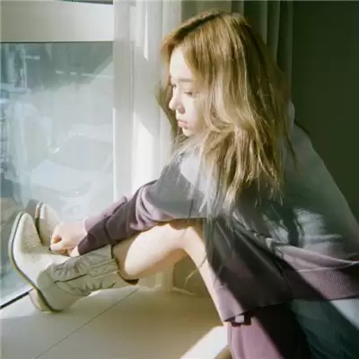 ������θİ���Ů������(��ѡ100��)