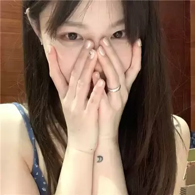 ������������Ψ����Ů��(��ѡ100��)