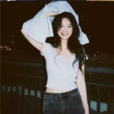 ������ϡ��Ư������Ů��(��ѡ100��)