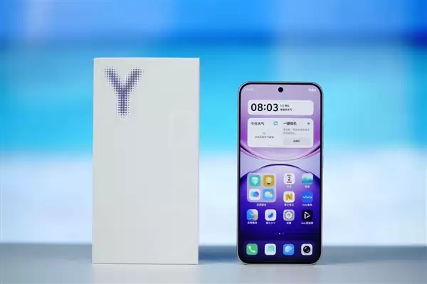 �ᱡ��������9000mAh��أ�vivo Y600 Turboͼ��
