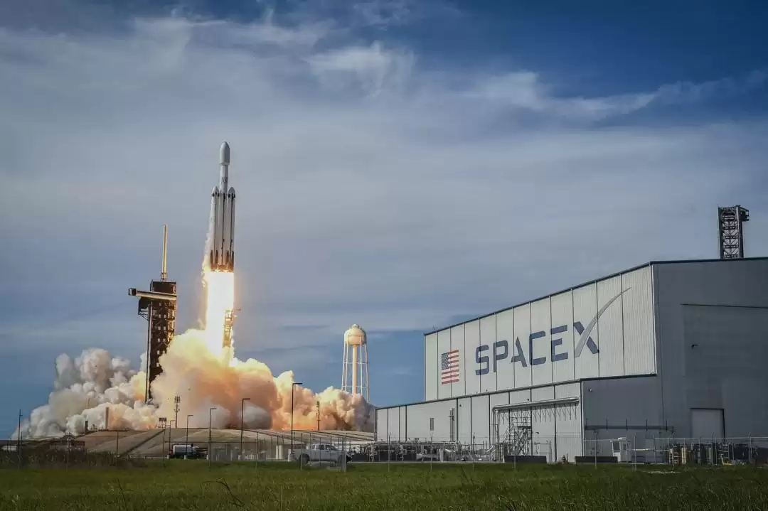SpaceX���е���ʱ����˹����ҵ��ͼ���ռ�����